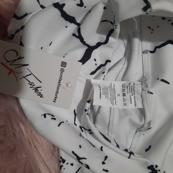 Nwt CM FASHION white marble leggings with pockets size small - Picture 3 of 4